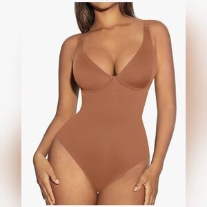FeelinGirl Shapewear Bodysuits Body Suits, Deep V Neck NWTS